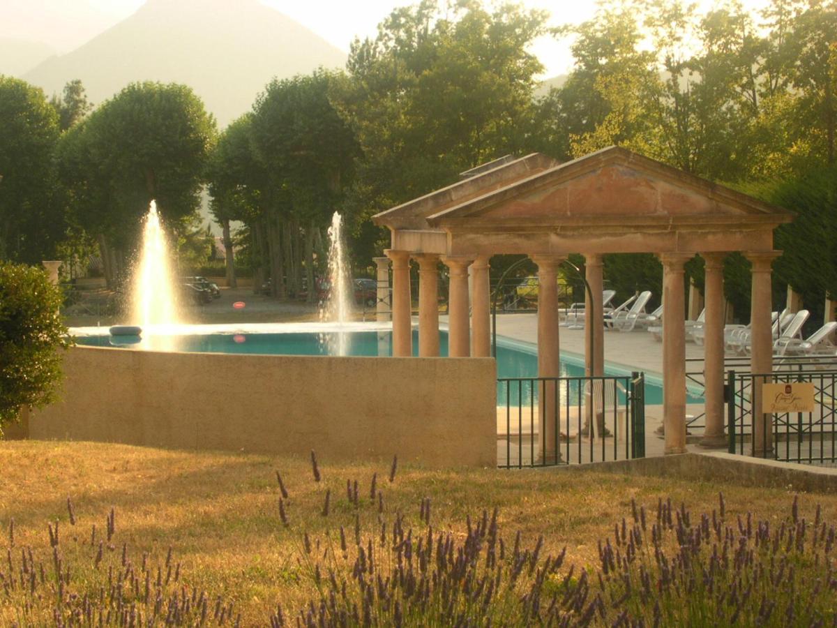 Appartement Chateau Des Gipieres Монбран-ле-Бен Екстериор снимка