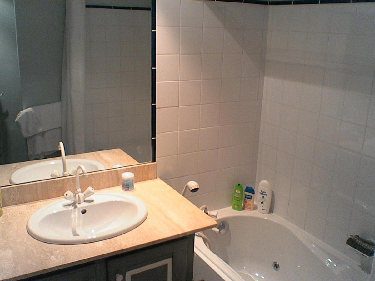 Appartement Chateau Des Gipieres Монбран-ле-Бен Екстериор снимка